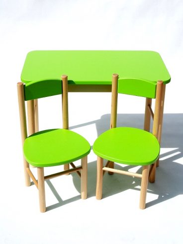 SET Detský drevený stolík